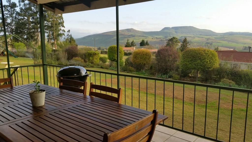 Sangwana 27 Holiday Home Underberg Bagian luar foto