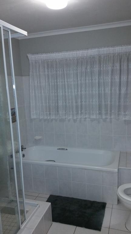Sangwana 27 Holiday Home Underberg Bagian luar foto